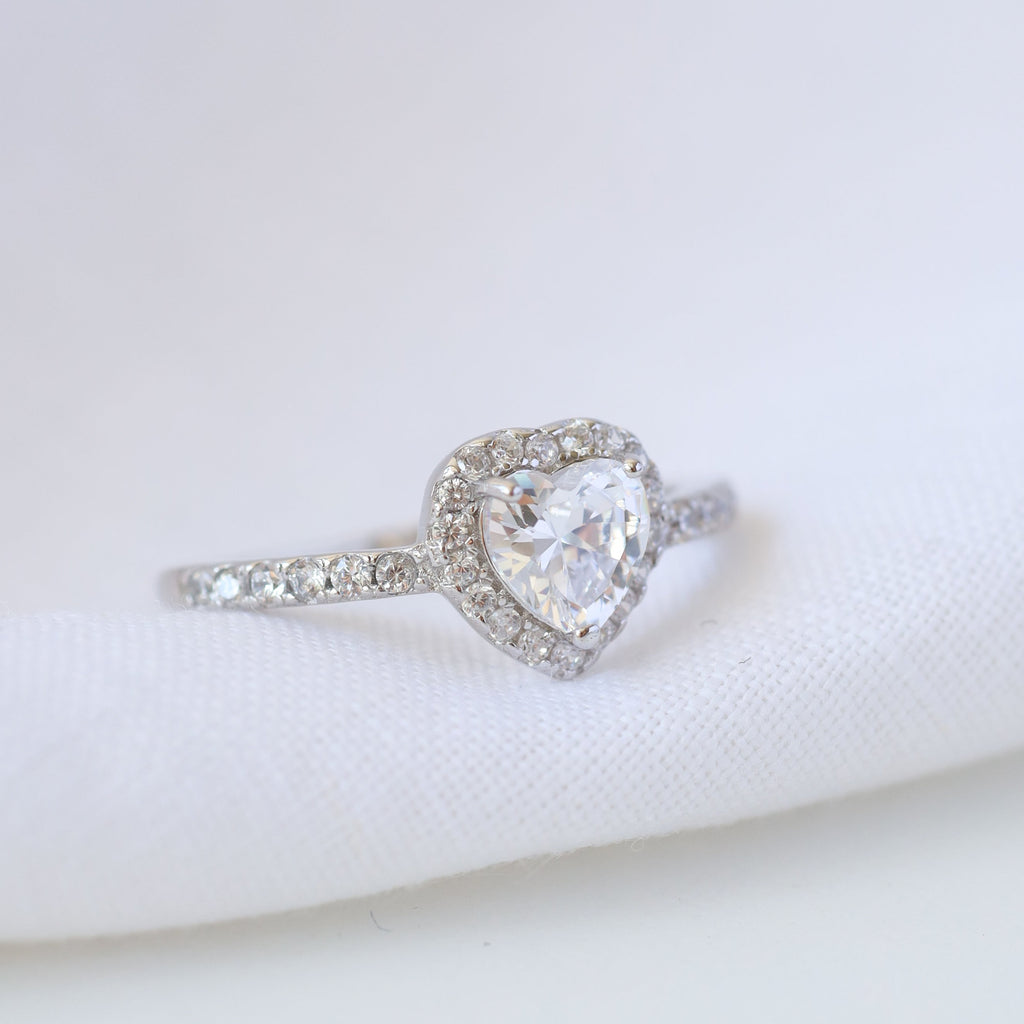 Anillo Corazón Blanco