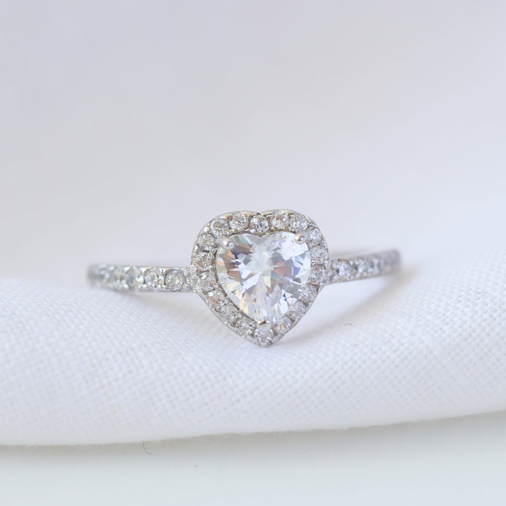 Anillo Corazón Blanco