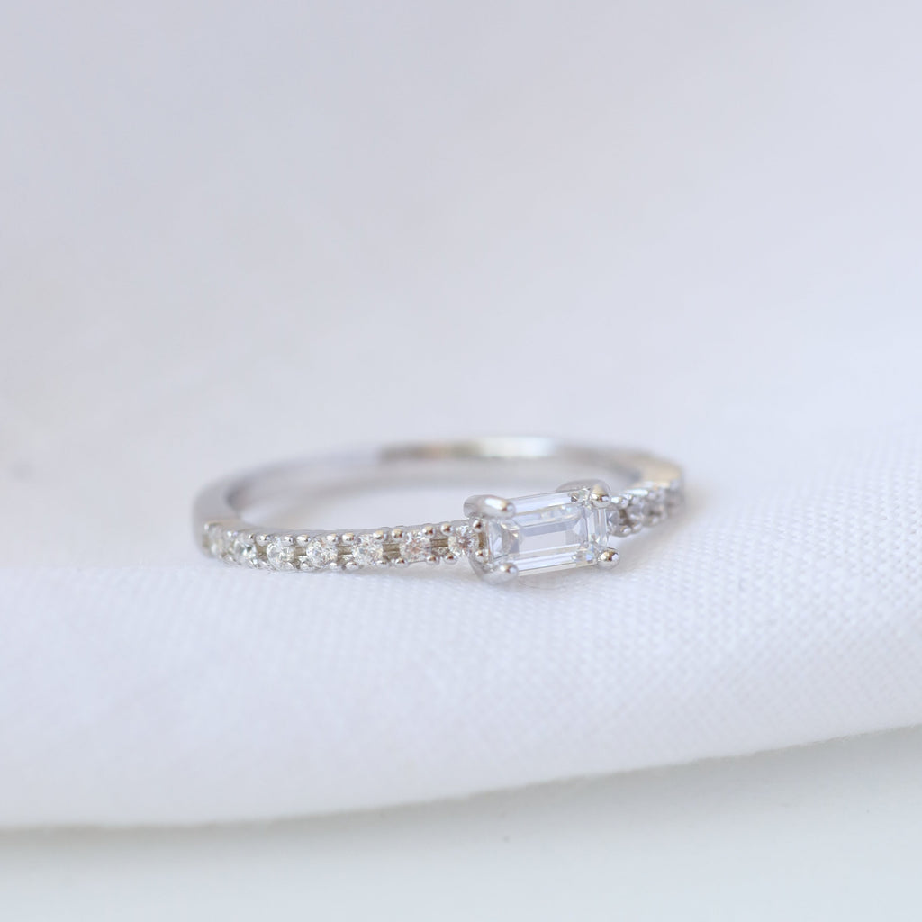 Anillo Circón Cuadrado