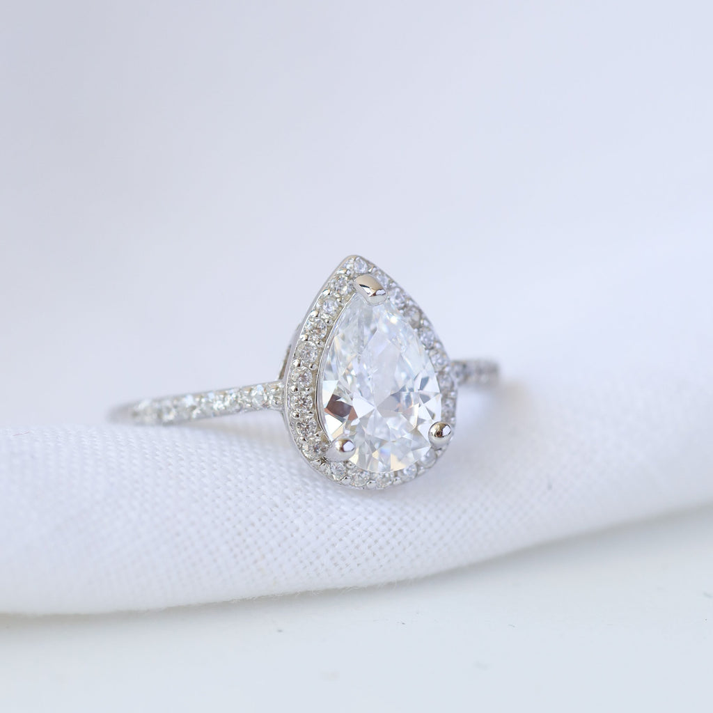 Anillo Gota Circones