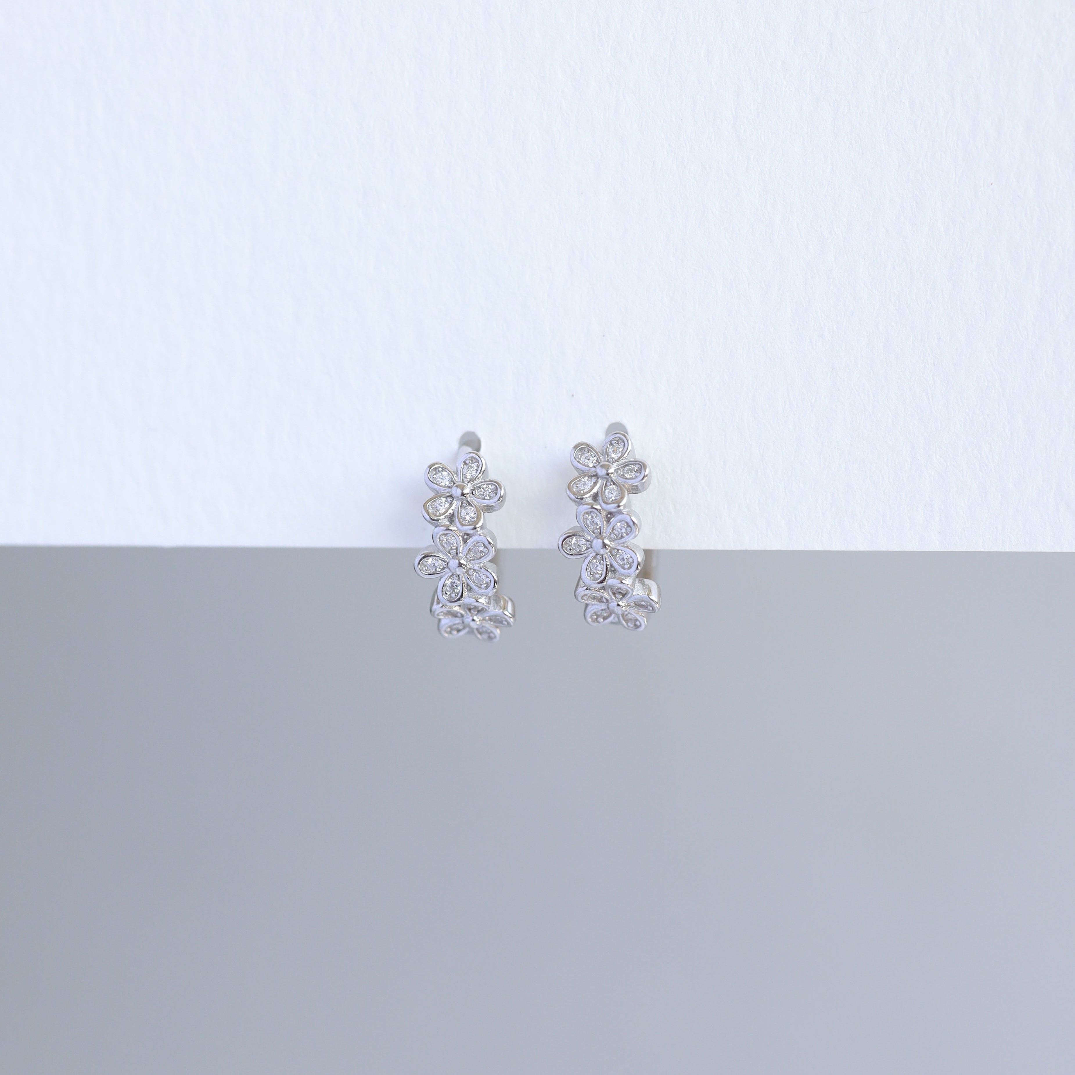 Argollas Corona de Flores 13mm