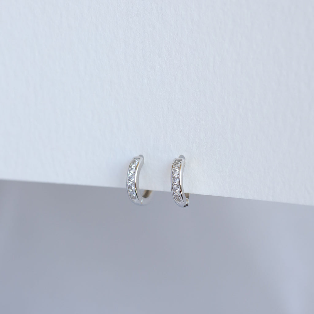 Argollas Cintillo Blancas Mini 10mm