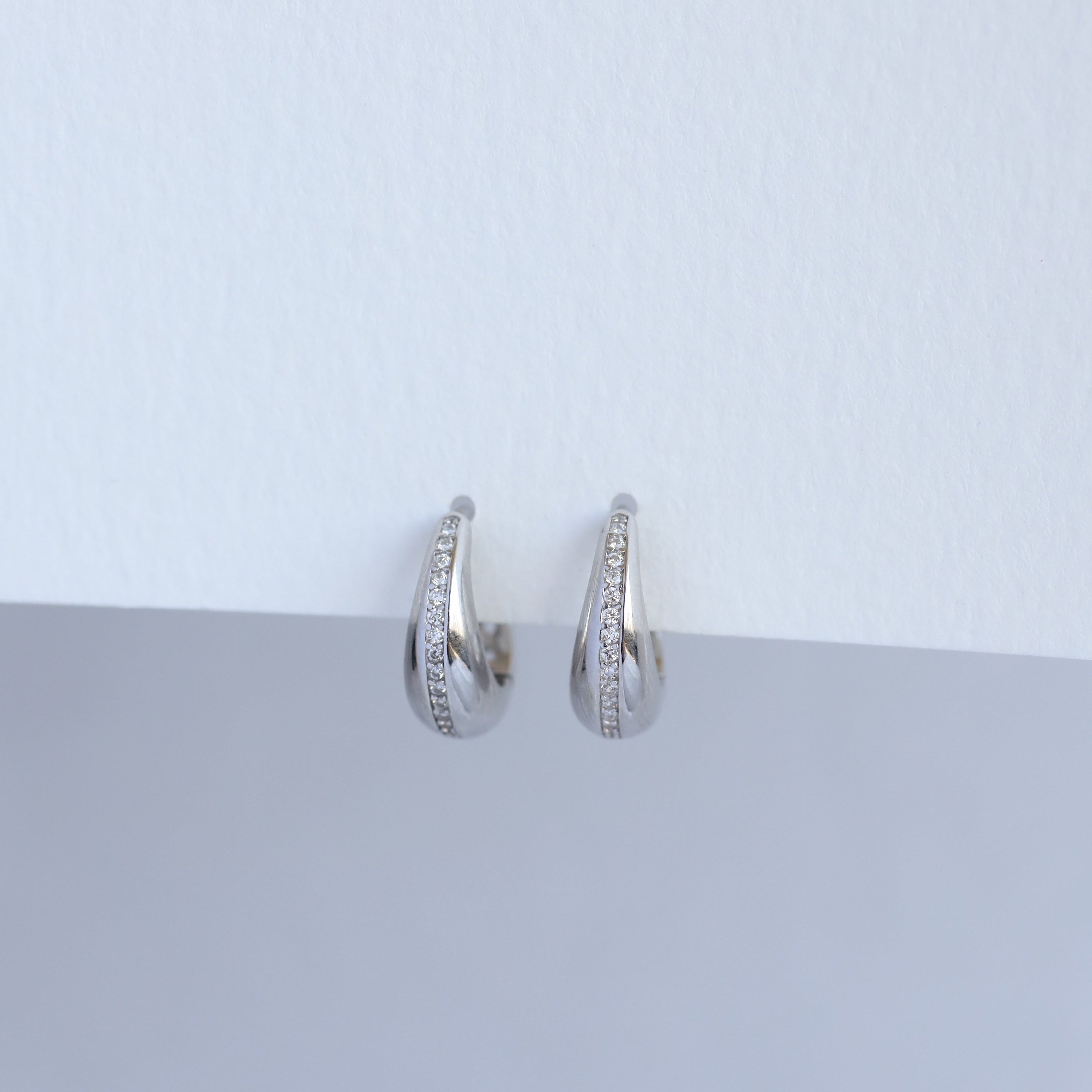 Argollas Línea Circón 13mm