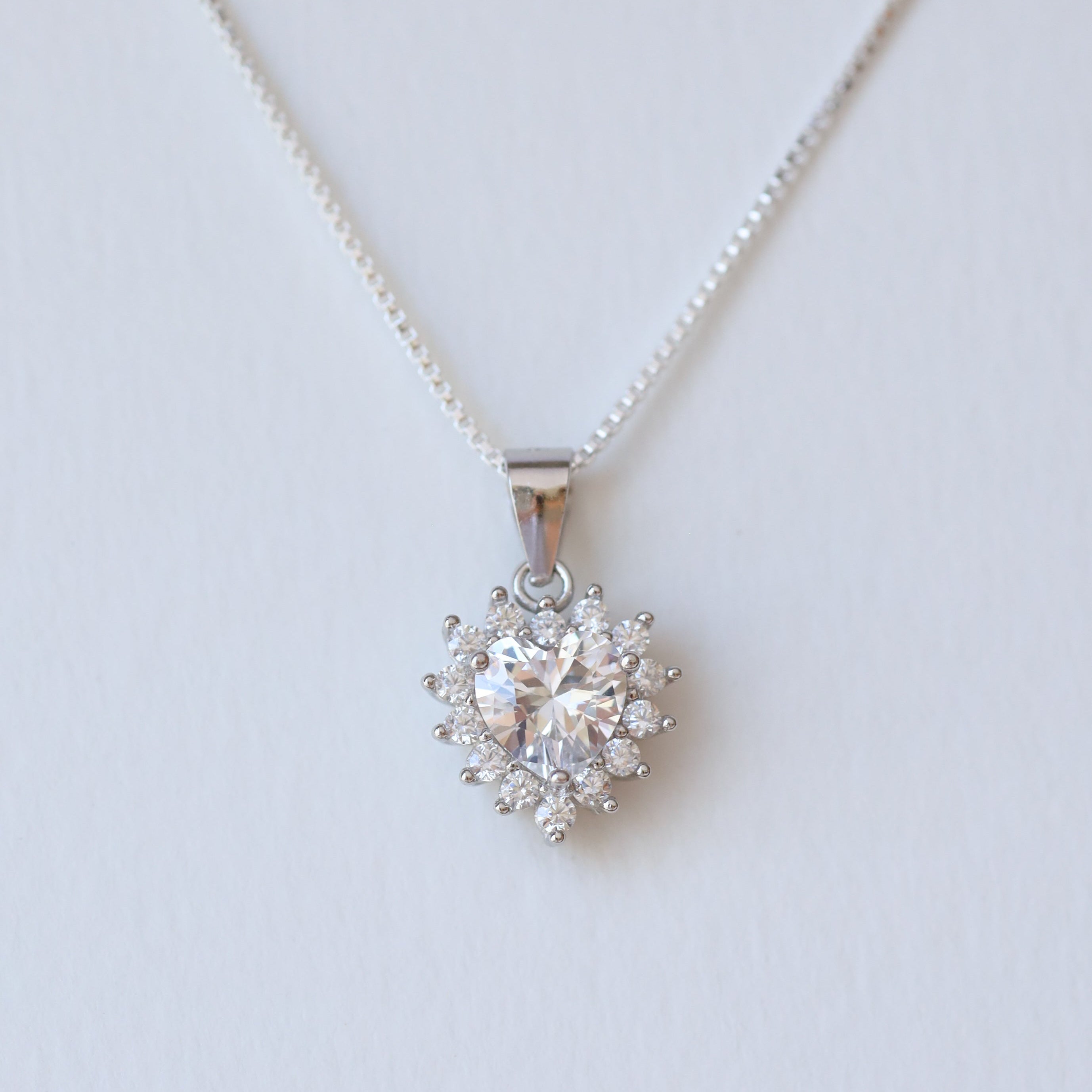 Collar Corazón Circón