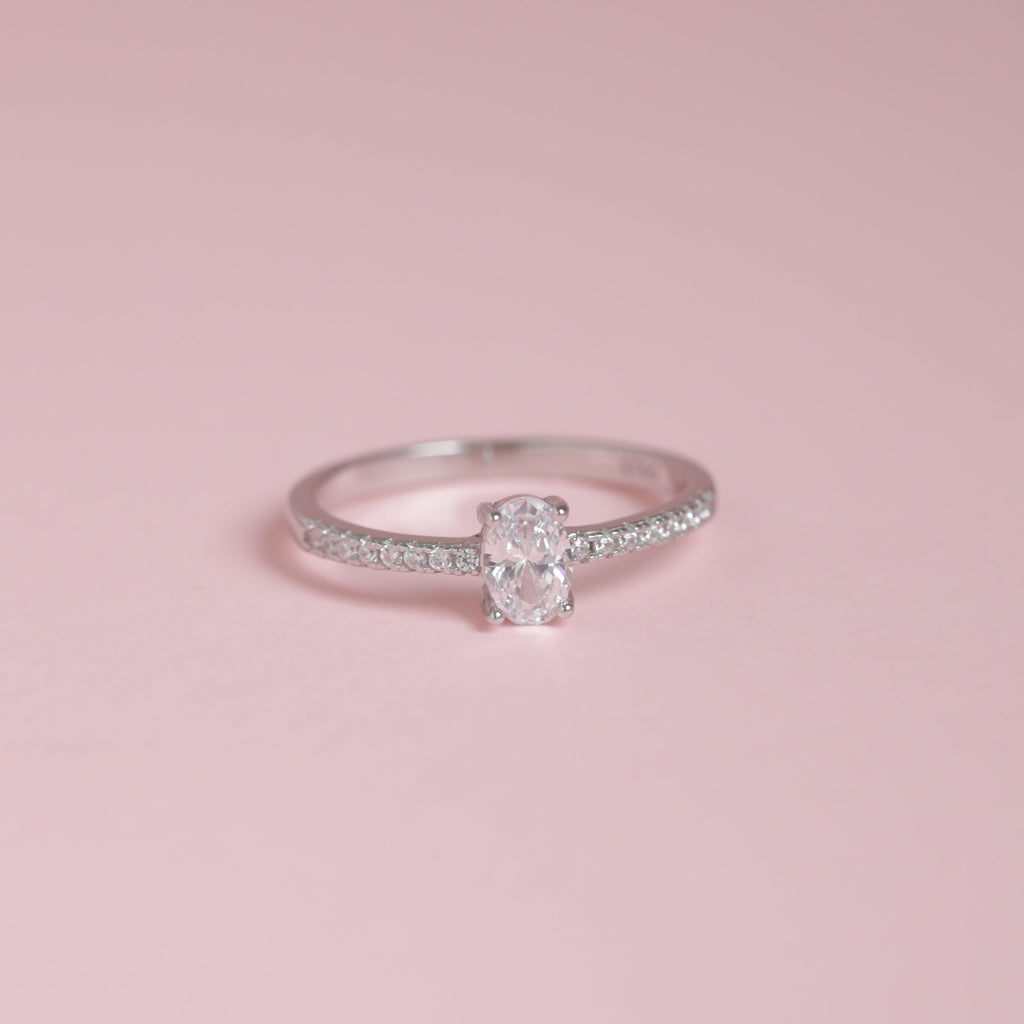 Anillo Oval Circones