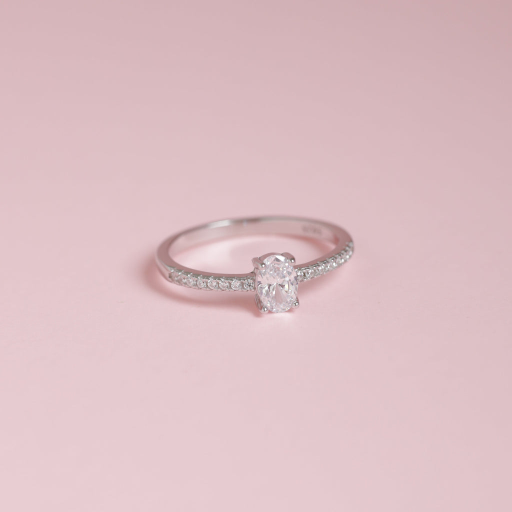Anillo Oval Circones