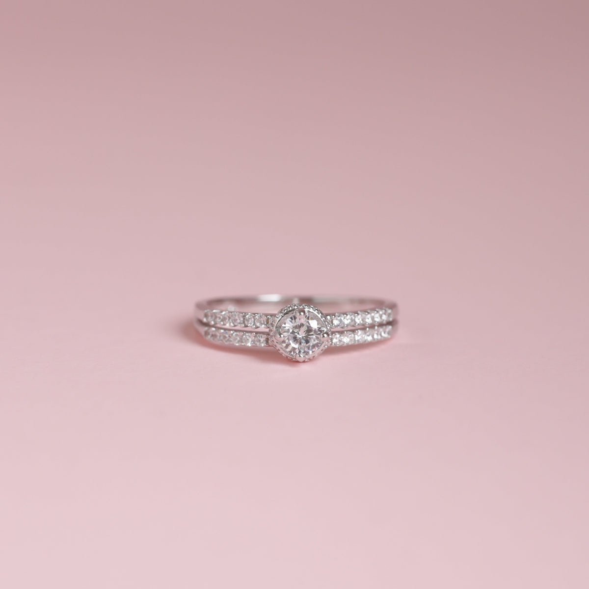Anillo Doble Solitario